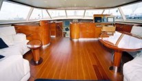 NASHIRA - Deck Salon